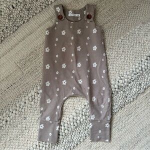 Bajoue Floral Baby Romper with Button Straps